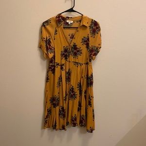 Yellow floral Umgee dress